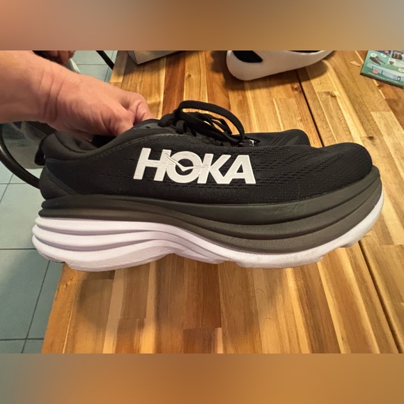 Hoka women’s Black Bondi 8 running shoes with CURREX RUNPRO insoles, 12W - Picture 1 of 4